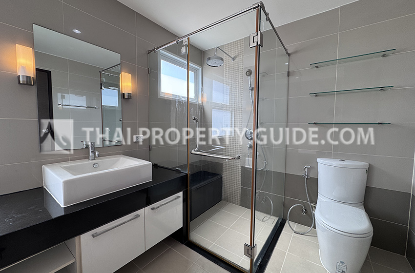 Condominium in Sathorn 